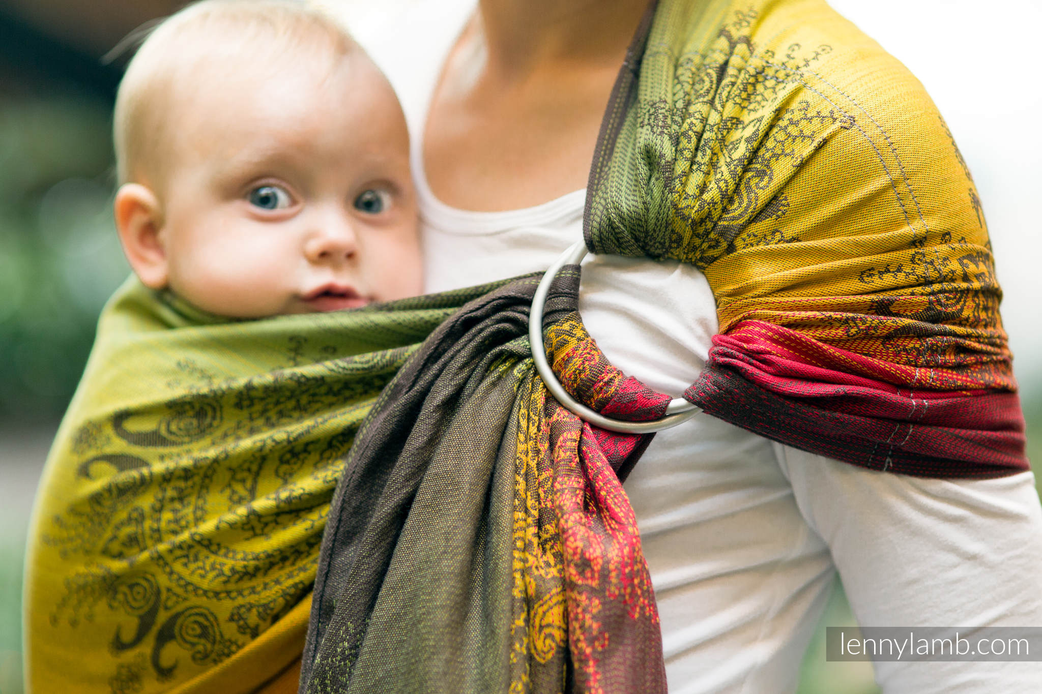 Ring Sling, Jurassic Park - New Era, gathered shoulder | Mama & Roo's